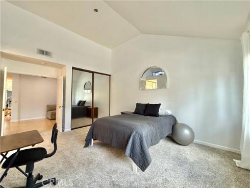 7402 Yellowtail Drive #204 204 Drive, Huntington Beach, CA