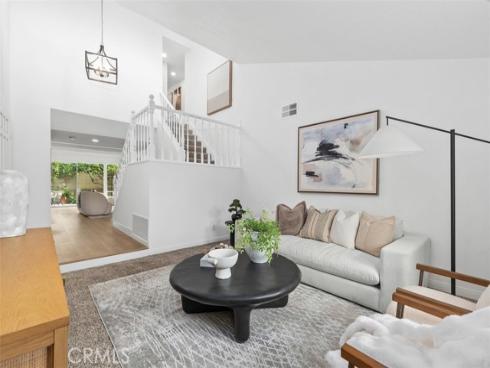 9001 Oceanwood Drive, Huntington Beach, CA
