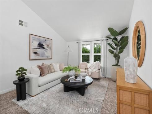 9001 Oceanwood Drive, Huntington Beach, CA