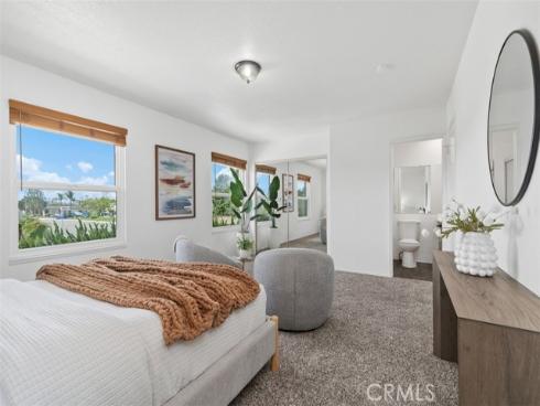 9001 Oceanwood Drive, Huntington Beach, CA