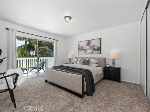 9001 Oceanwood Drive, Huntington Beach, CA