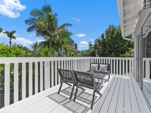 9001 Oceanwood Drive, Huntington Beach, CA