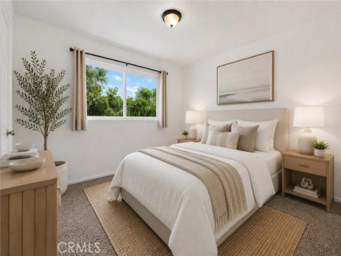 9001 Oceanwood Drive, Huntington Beach, CA