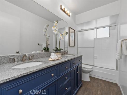 9001 Oceanwood Drive, Huntington Beach, CA