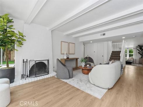 9001 Oceanwood Drive, Huntington Beach, CA