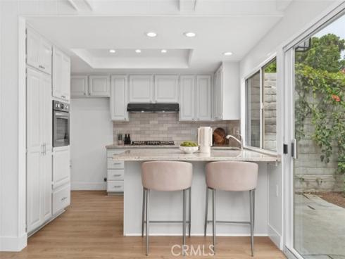9001 Oceanwood Drive, Huntington Beach, CA