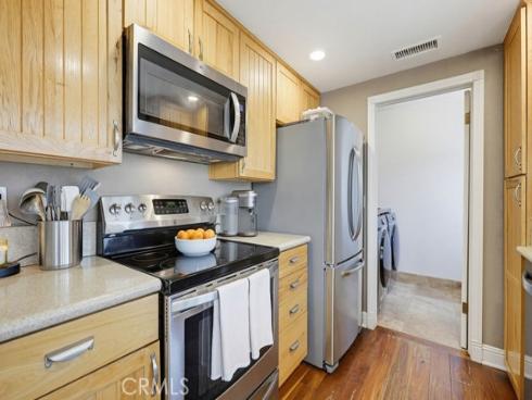17711 Edwards , Huntington Beach, CA