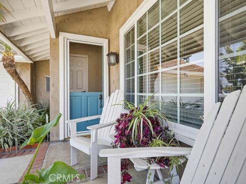 17711 Edwards , Huntington Beach, CA