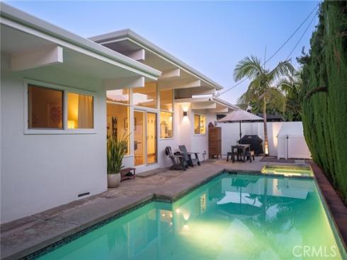 17391 Alta Vista Circle, Huntington Beach, CA