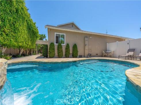 5511 Wendy Circle, Huntington Beach, CA