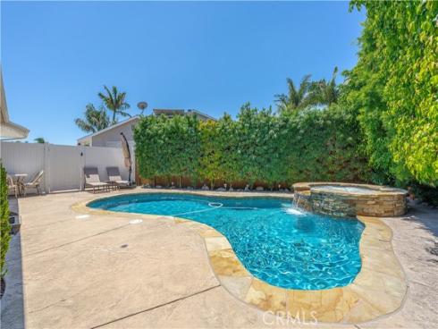 5511 Wendy Circle, Huntington Beach, CA