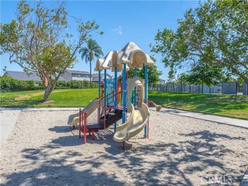5511 Wendy Circle, Huntington Beach, CA