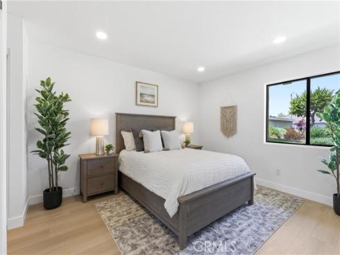 8566 Fallbrook , Huntington Beach, CA