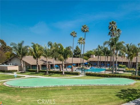 8777 Coral Springs 11H Court, Huntington Beach, CA