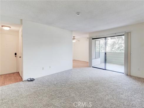 8777 Coral Springs 11H Court, Huntington Beach, CA