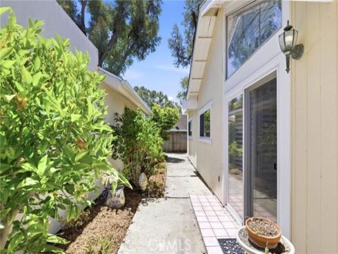 8332 Padrino , Huntington Beach, CA