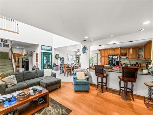 21661 Kaneohe , Huntington Beach, CA