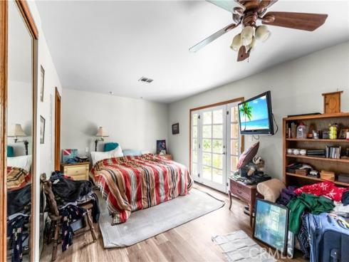 21661 Kaneohe , Huntington Beach, CA