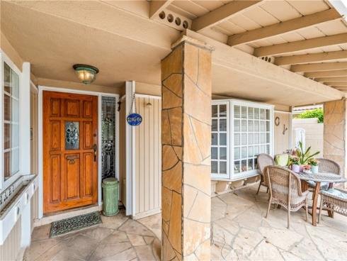 21661 Kaneohe , Huntington Beach, CA
