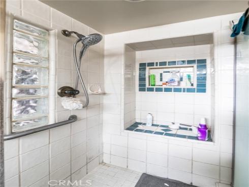 21661 Kaneohe , Huntington Beach, CA