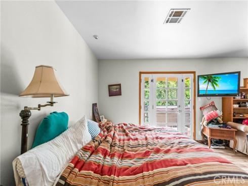 21661 Kaneohe , Huntington Beach, CA
