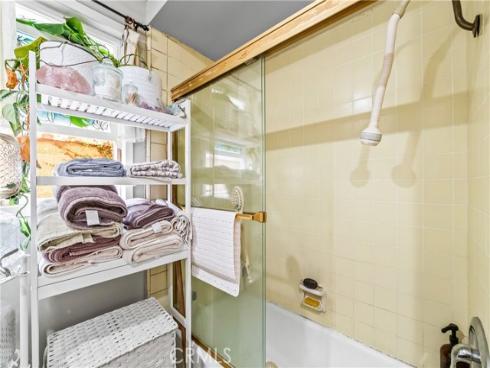21661 Kaneohe , Huntington Beach, CA