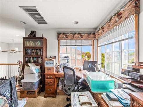 21661 Kaneohe , Huntington Beach, CA