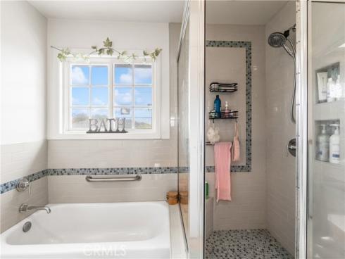 21661 Kaneohe , Huntington Beach, CA
