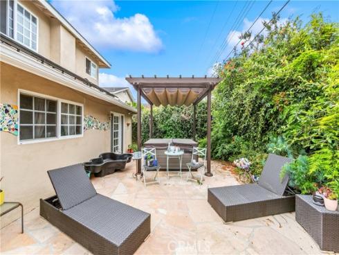 21661 Kaneohe , Huntington Beach, CA