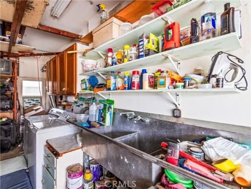 21661 Kaneohe , Huntington Beach, CA