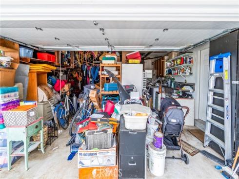 21661 Kaneohe , Huntington Beach, CA