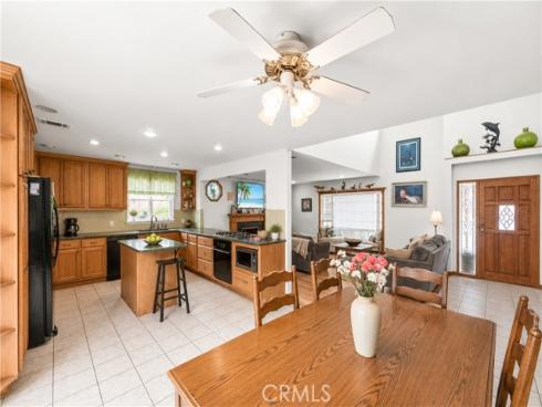 21661 Kaneohe , Huntington Beach, CA
