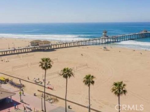701  10th  , Huntington Beach, CA