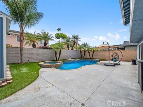 8412  Velvet   Circle, Huntington Beach, CA