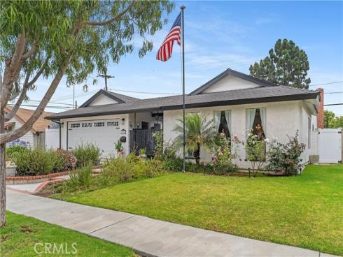 4722  Scenario  , Huntington Beach, CA