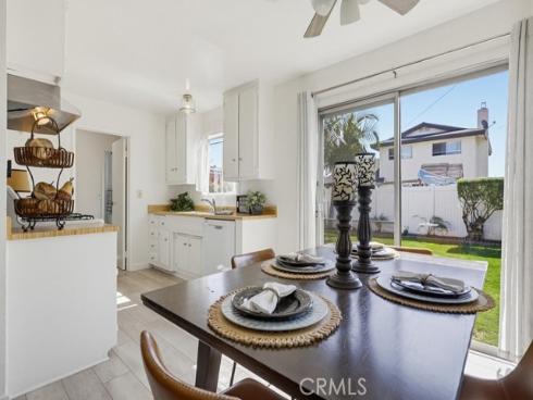 15852  Tullow  , Huntington Beach, CA