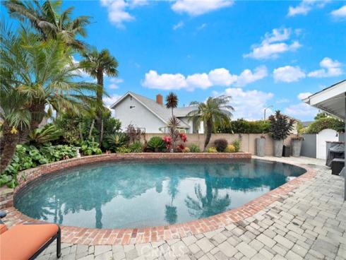 9532  Smokey  , Huntington Beach, CA