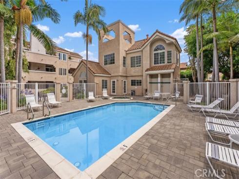 4561  Warner  , Huntington Beach, CA