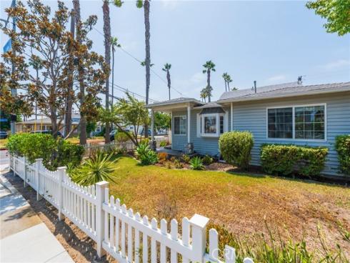 1701 Lake Street, Huntington Beach, CA