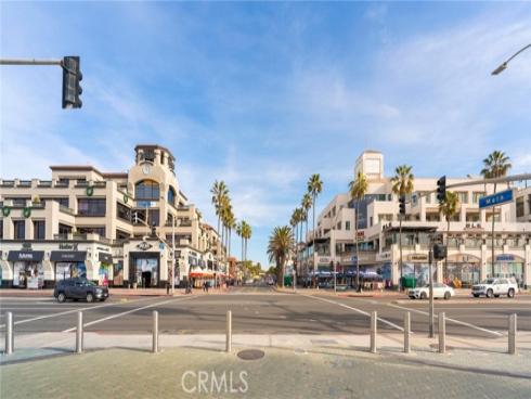 1701 Lake Street, Huntington Beach, CA