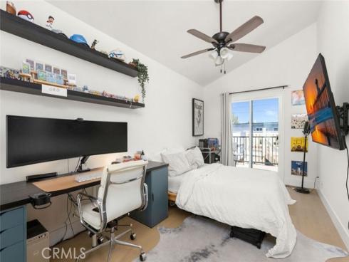 222 17th Street, Huntington Beach, CA