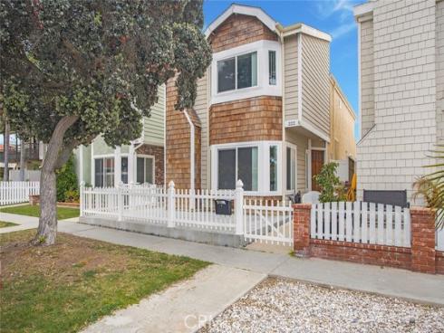222 17th Street, Huntington Beach, CA