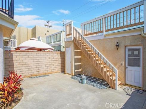 222 17th Street, Huntington Beach, CA