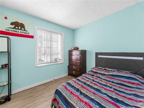 5921 Chinook Drive, Huntington Beach, CA