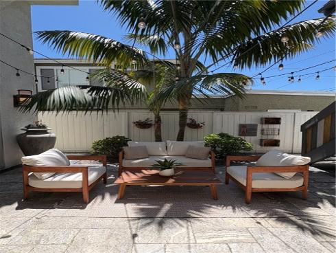 613  9th  , Huntington Beach, CA