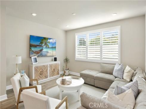 19239  Tideline   Court, Huntington Beach, CA