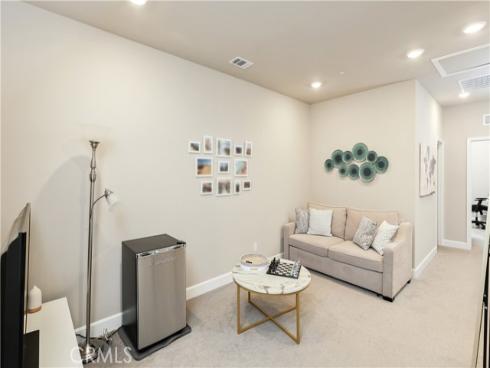 19239  Tideline   Court, Huntington Beach, CA