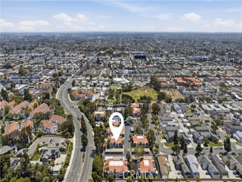 215 Wichita 406 , Huntington Beach, CA