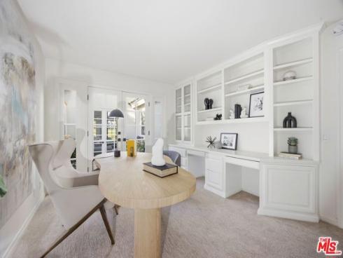 19382 Woodlands Drive, Huntington Beach, CA