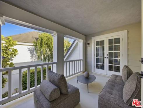 19382 Woodlands Drive, Huntington Beach, CA